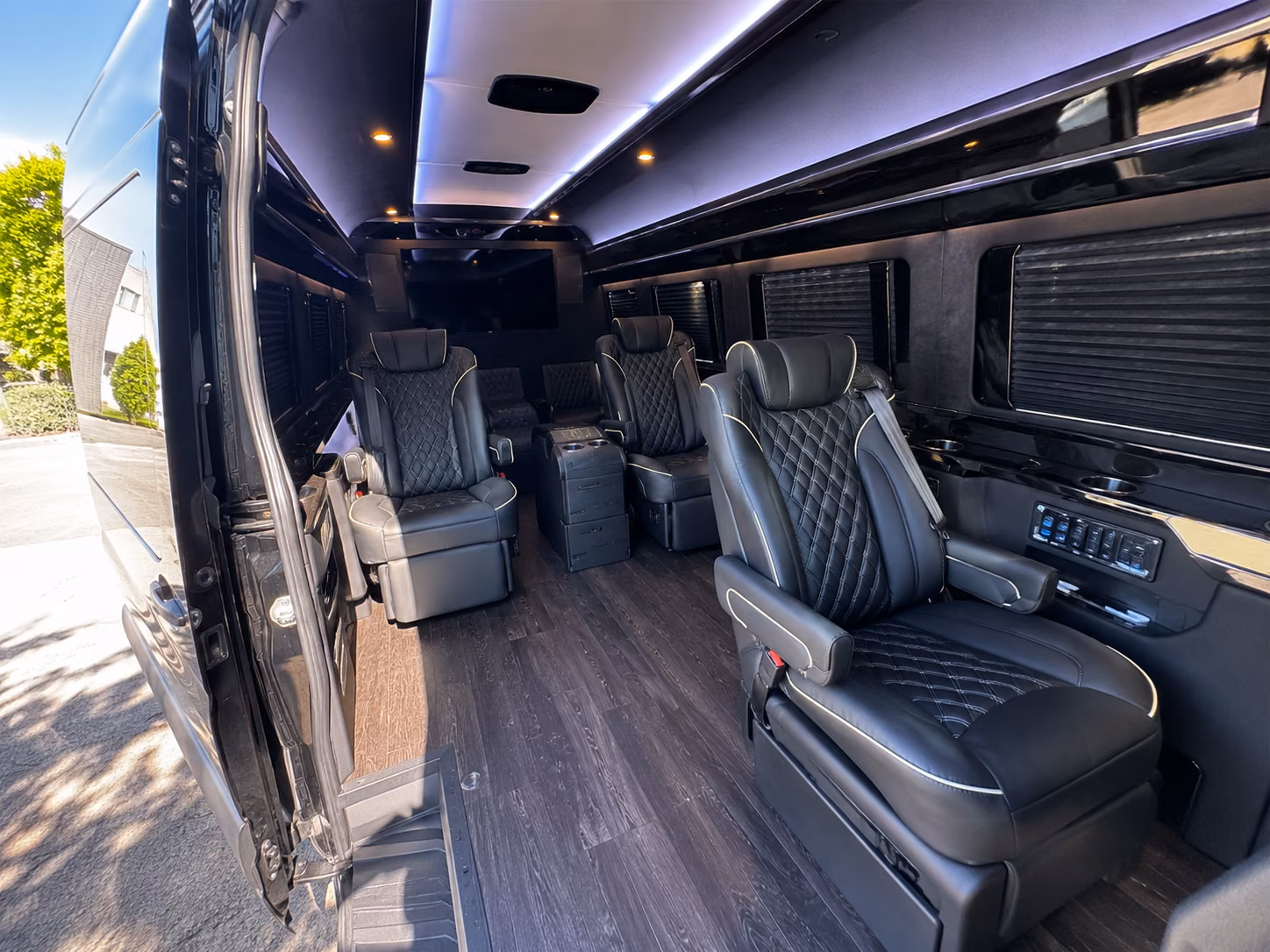 find the perfect transportation for your next wine tour 1
