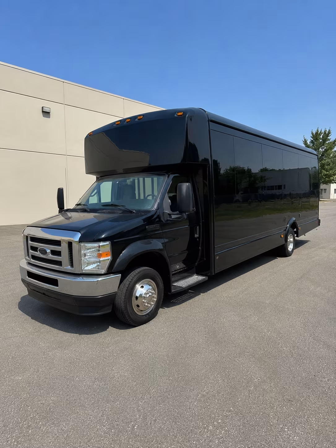 party buses for vancouver birthday bar crawls and nightlife routes